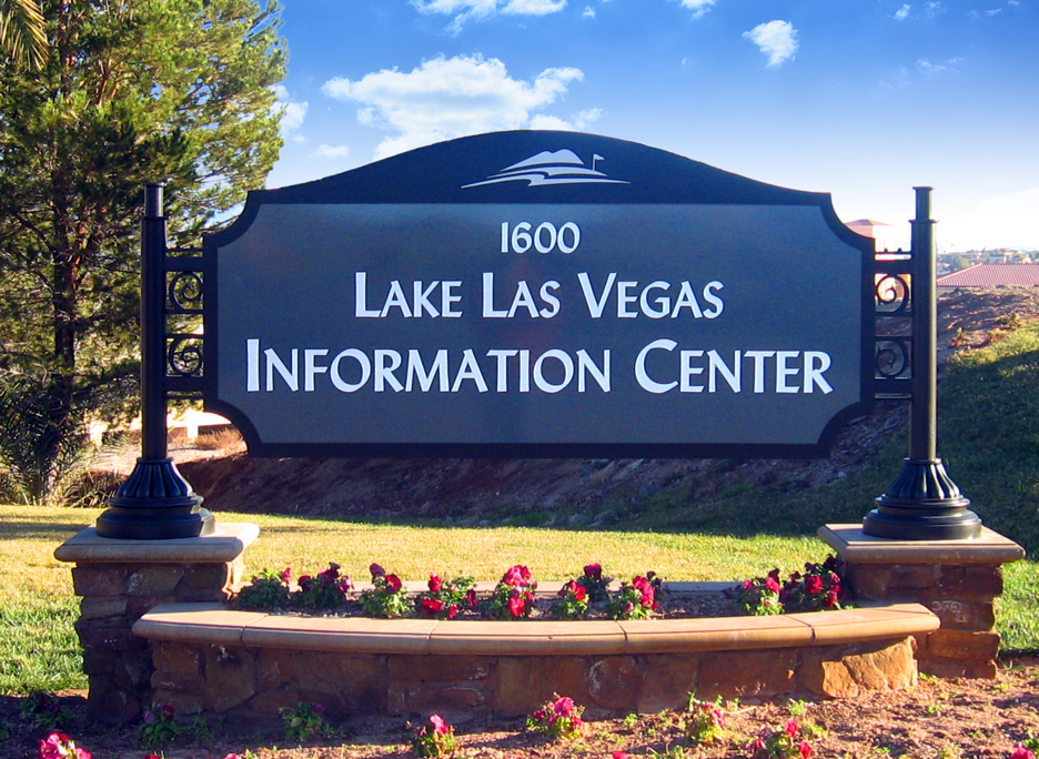 lake-las-vegas-Monument